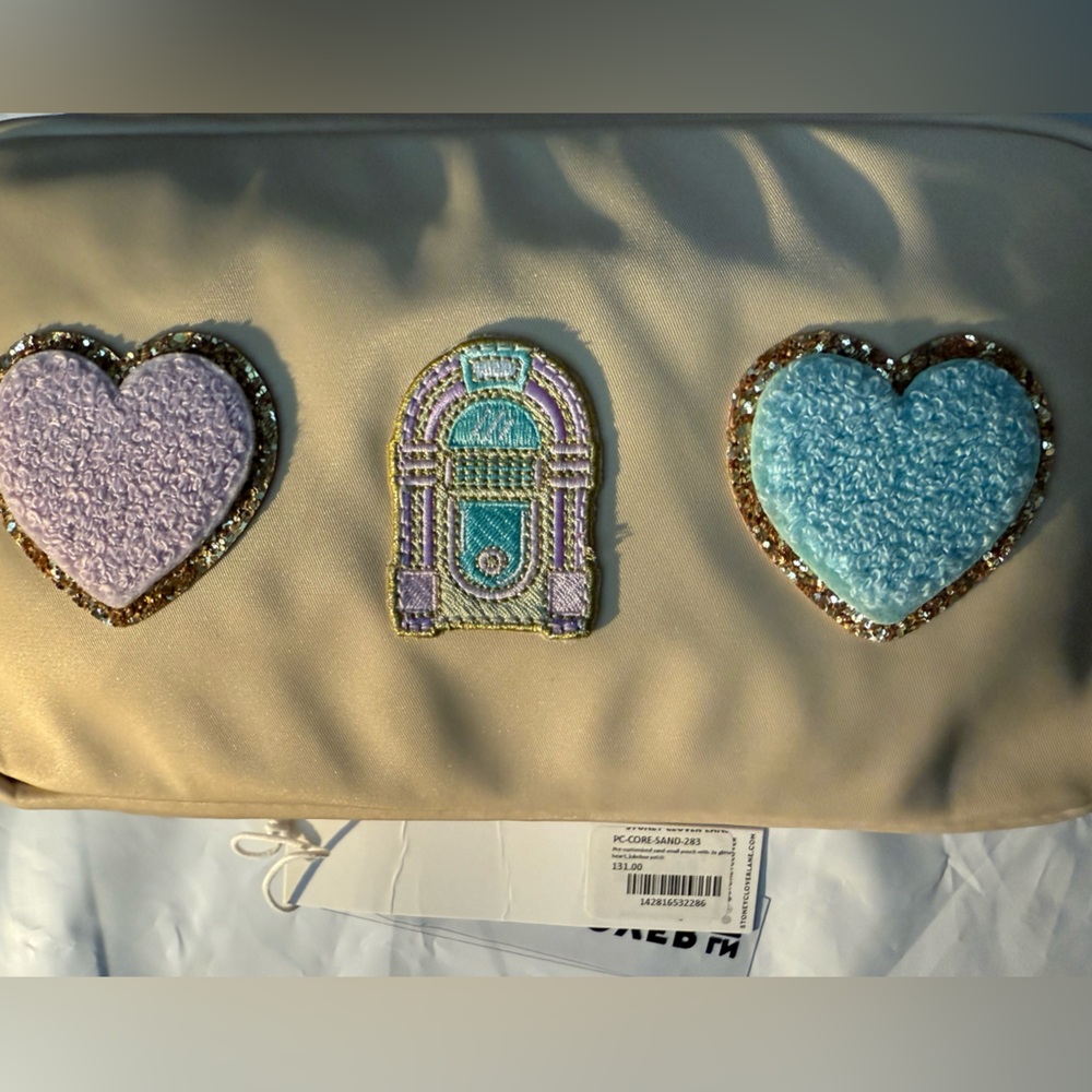 Stoney clover lane small pouch sand hearts custom patches diner jukebox nwt - Picture 4 of 4